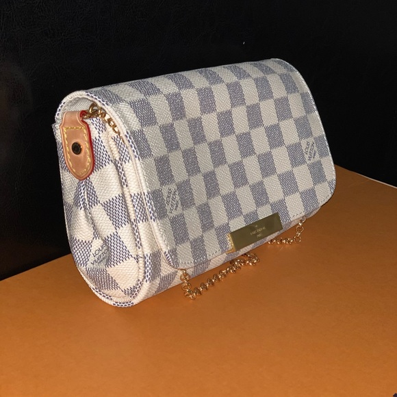 Louis Vuitton Handbags - Favorite damier Azur MM ivory/grey